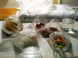 雨季のタイからこんにちは－１