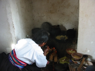 煮炊きはかまどで