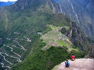 ワイナピチュ山から見下ろす