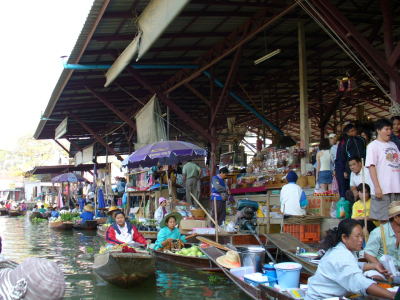 おいしいタイ－ダムヌンサドゥアク水上マーケット