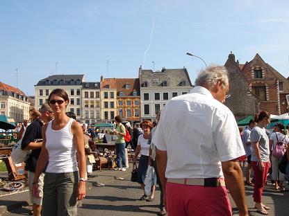 LILLE年に一度の蚤の市（BRADERIE)２００６年