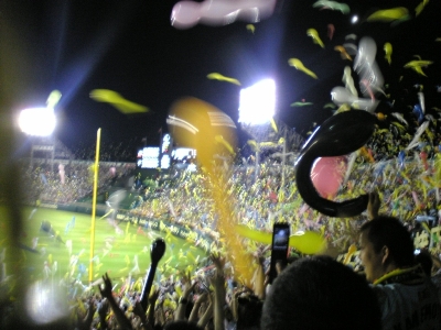 日本で最も騒がしい場所　by tetsushi