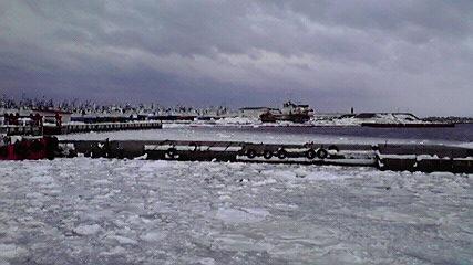 Hm13  冬こそ北海道！道東の見どころ ◇ 流氷砕氷船ガリンコ号