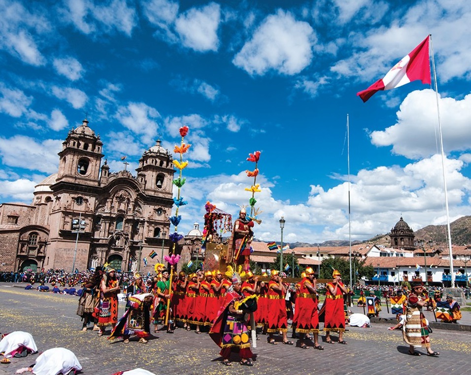 ペルーの古都クスコで毎年開かれるインティ・ライミ