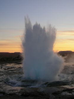 ゲイシールの間欠泉