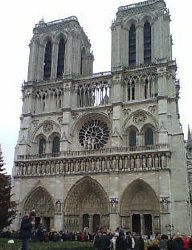 ノートルダム寺院