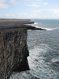イニシュア島の高台