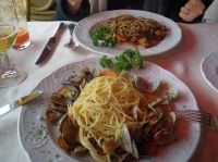 イカスミとボンゴレ