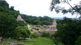 パレンケ遺跡のピラミッド