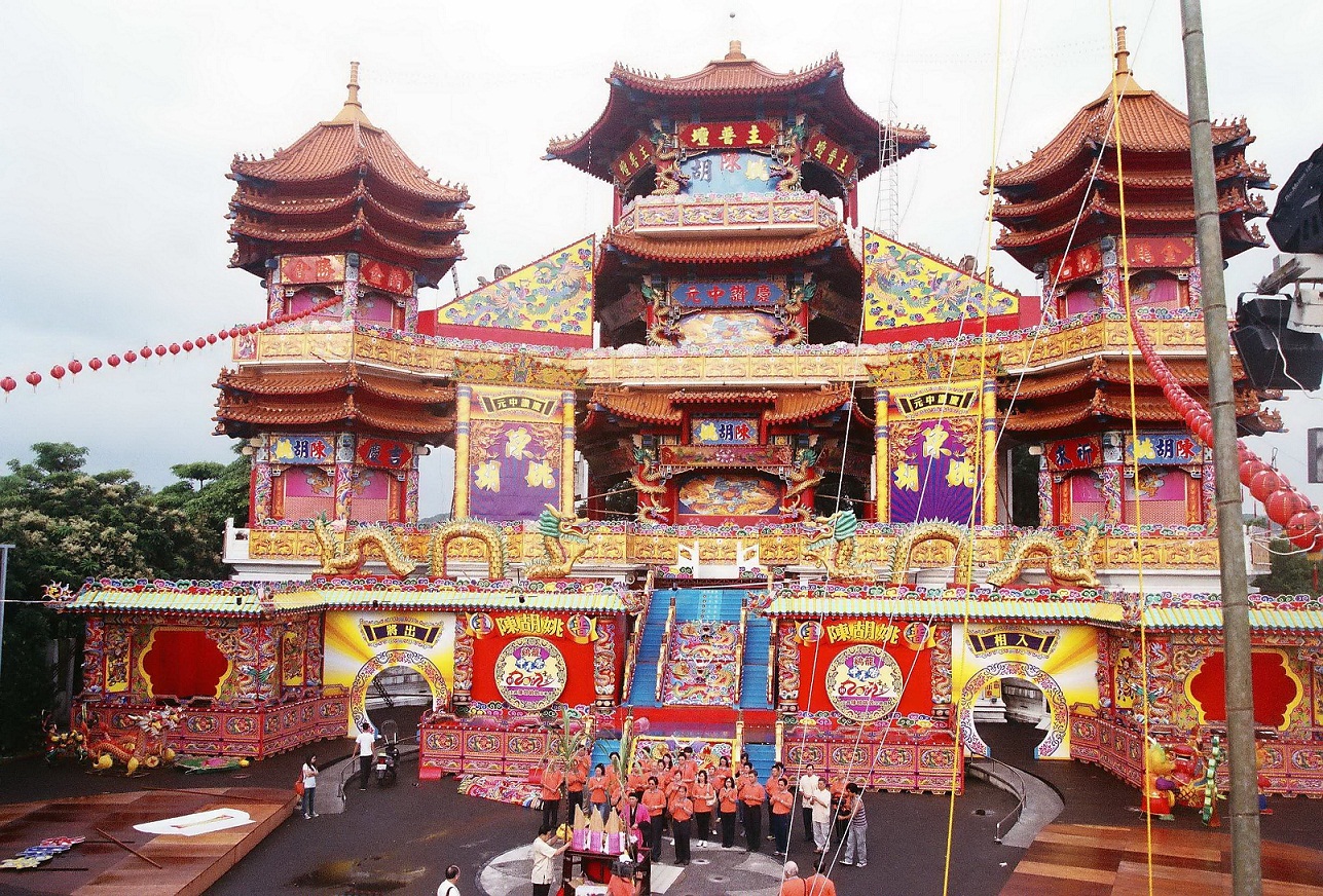台湾十二大年中行事のひとつ、雞籠(基隆)中元祭