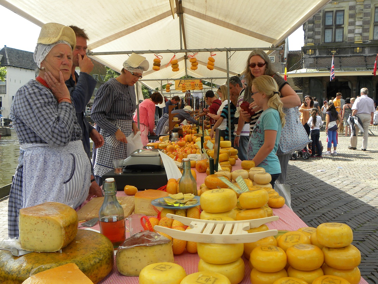 オランダ・アルクマールのチーズ市