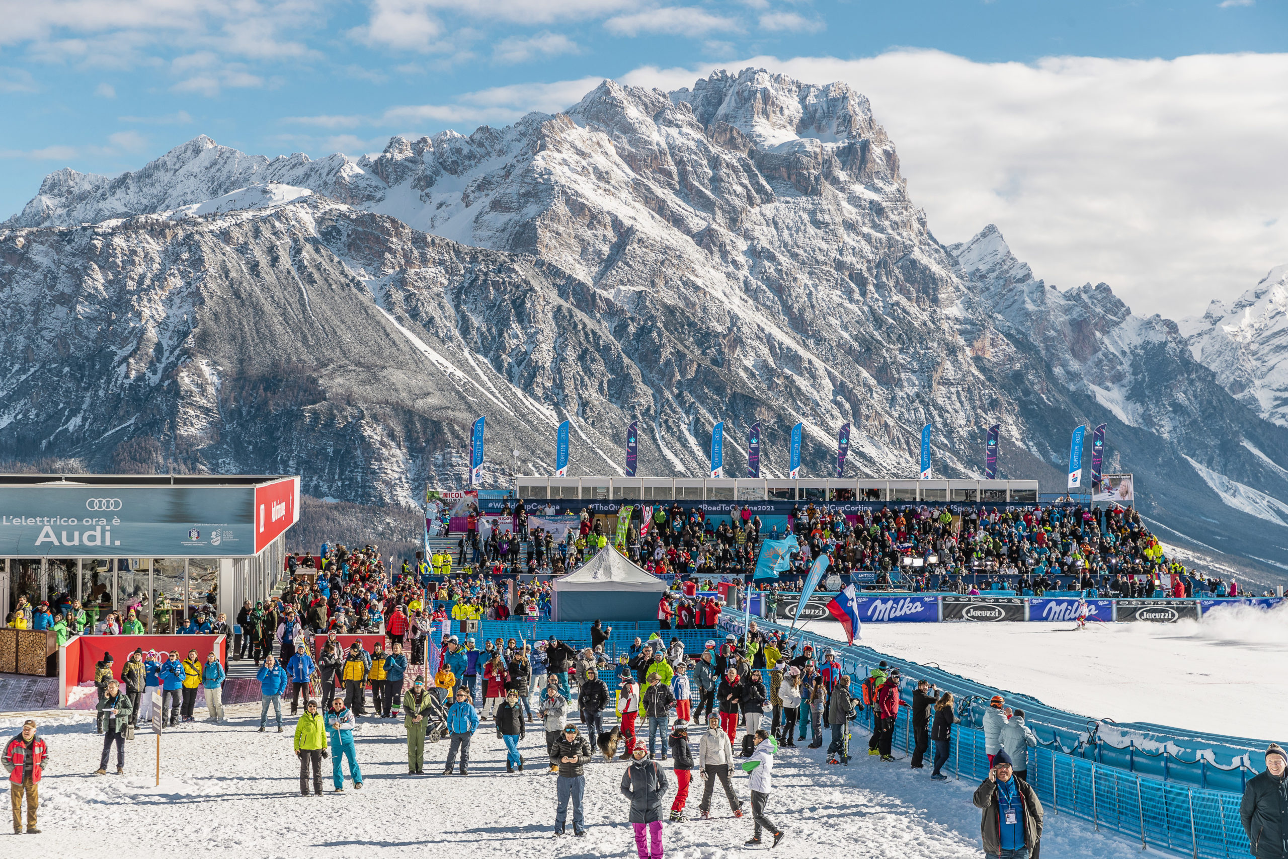 2021年FISアルペンスキー世界選手権、コルティーナで開催