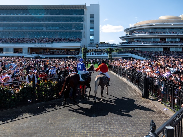 オーストラリア最大の競馬レース「メルボルンカップ」、11/7に開催