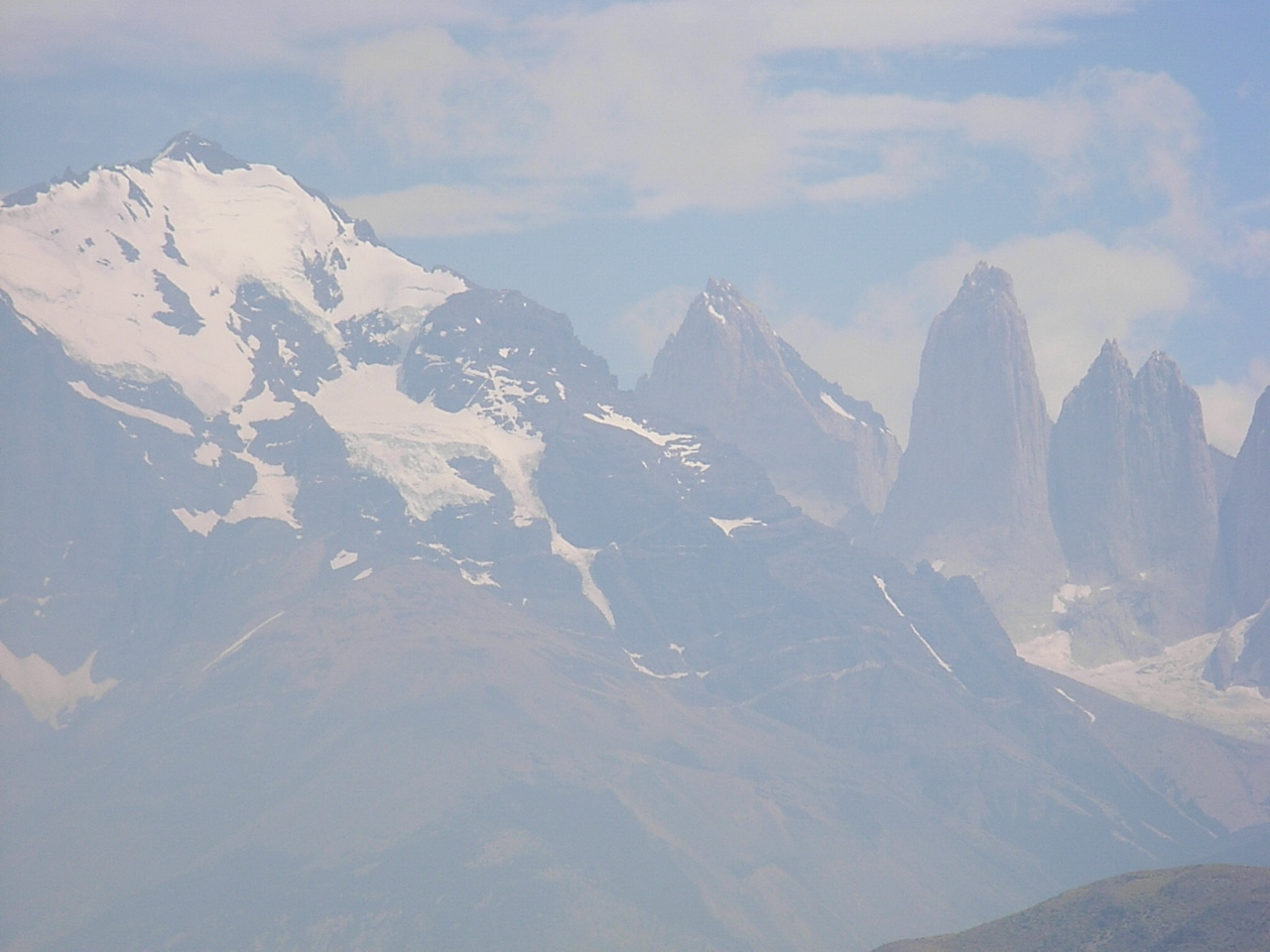 Y様御一行様　世界遺産　滝の轟音と氷河の崩落音を比べるツアー　ブラジル・アルゼンチン・チリ１３日間